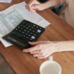 ¿Qué tan cerca está tu pensión de tu último salario? Calcula tu Tasa de Reemplazo 