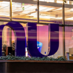 Compra Nubank banco para obtener licencia en Brasil
