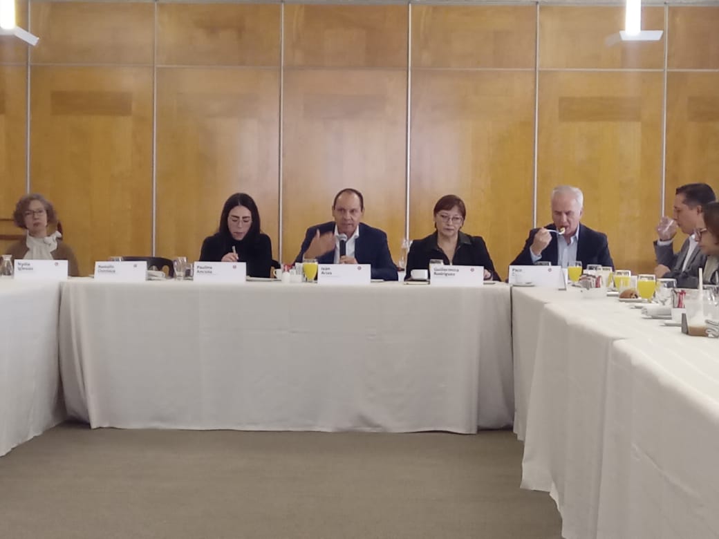 Limitar deducciones fiscales a empresas afectaría su inversión y operación: Banamex